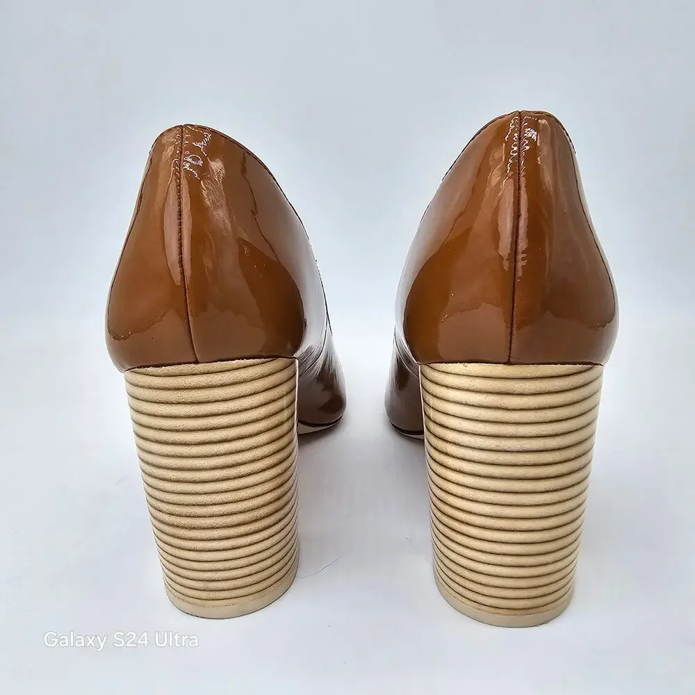 Tory Burch Banana Heel Pump Brown Caramel Patent Leather Curved Heel Women's 9M